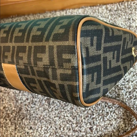 Fendi Crossbody Bag with COA - Picture 9 of 16